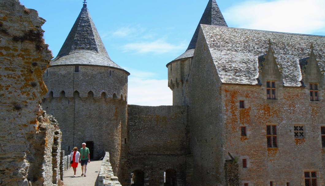 Bretagne Burg Château de Suscinio - Burgmauer