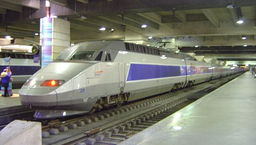 Anreise in die Bretagne mit der Bahn: TGV im Gare Montparnasse in Paris.