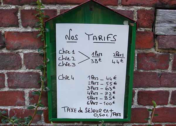 Bretagne-Anreise durch die Normandie: &Uuml;bernachtung in Neufch&acirc;tel-en-Bray.