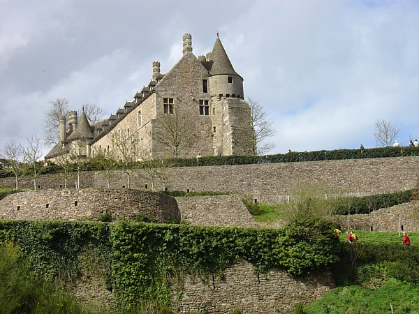 Bretagne-Schloss Roche-Jagu.