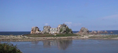Wandern in der Bretagne: Haus auf dem Weg zum "Gouffre".