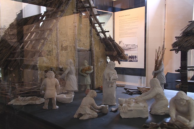 Bretagne-Museen: Das Pr&auml;historische Museum in Carnac.