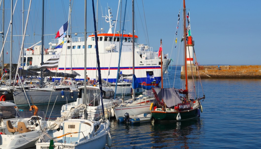 Die Fähre im Hafen der Insel Île de Groix