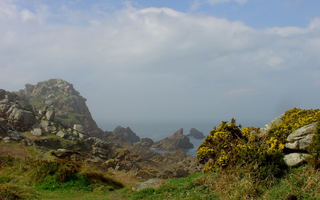 Die Bretagne am Meer - zu jeder Jahreszeit und bei jedem Wetter ein Erlebnis. Am besten im Bretagne Ferienhaus.