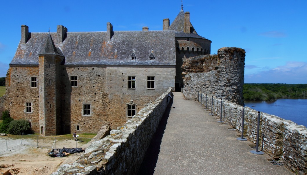 Bretagne Burg Château de Suscinio - Burgmauer