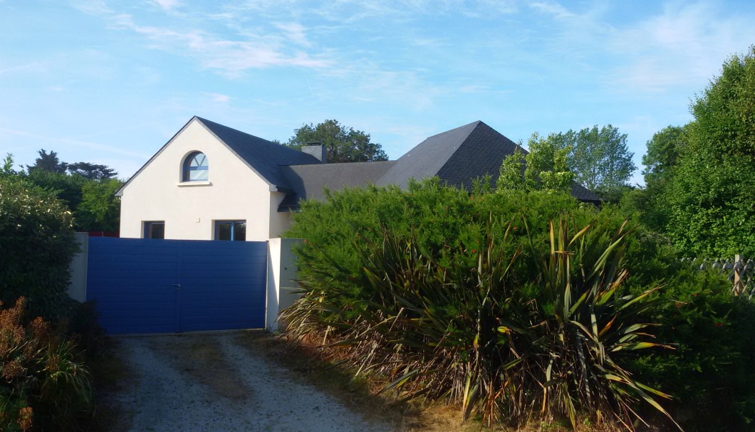 Ferienhaus Bretagne La Villa Arvorel in Tr&eacute;beurden - vor dem Tor
