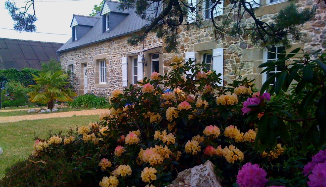 Garten Ferienhaus Bretagne Lescorveau - Im Hof
