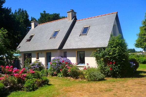 Ferienhaus Nordbretagne Nordküste Plougrescant Kerbleustic 6 Personen