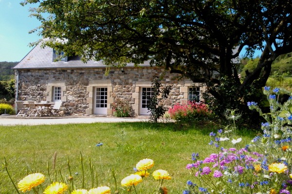 Ferienhäuser Bretagne nahe am Meer und Strand, 2-6 Personen, mit Hund