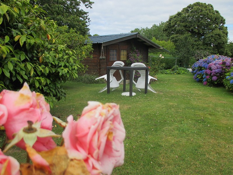 Ferienhaus Bretagne Trégastel: Der Garten