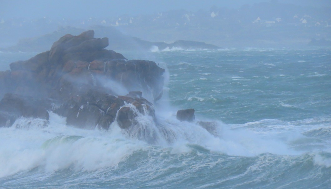 Sturm an der Bretagne-Küste