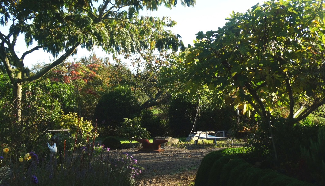 Ferienhaus TyCoz - Garten im Oktober