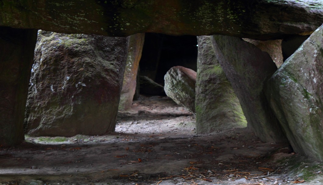 Bretagne-Megalithkultur: Der Dolmen "La Roche aux Fées"