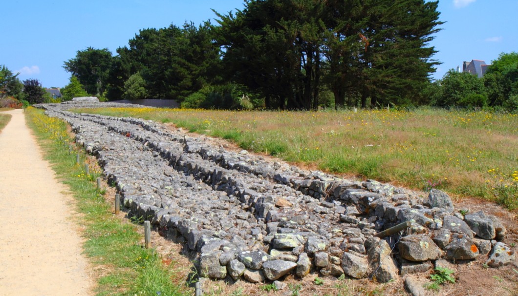 Locmariaquer Länge Tumulus d'er-Grah