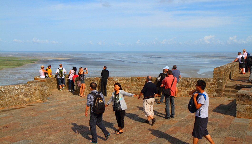 Mont-Saint-Michel - Aussicht von der Abtei auf die Bucht