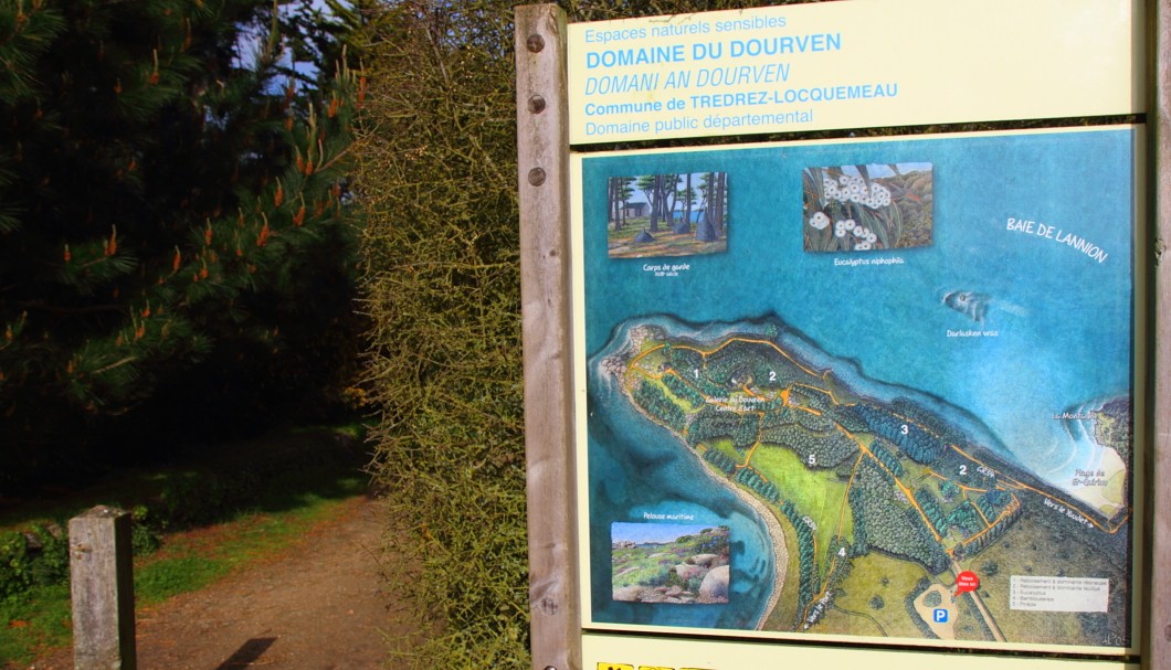 Locquémeau Pointe du Dourven - Karte