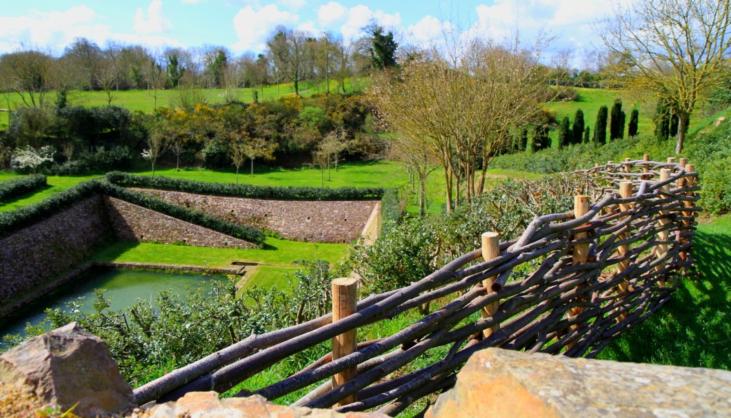 Bretagne Garten/Park Château de la Roche Jagu - Leinweberbecken