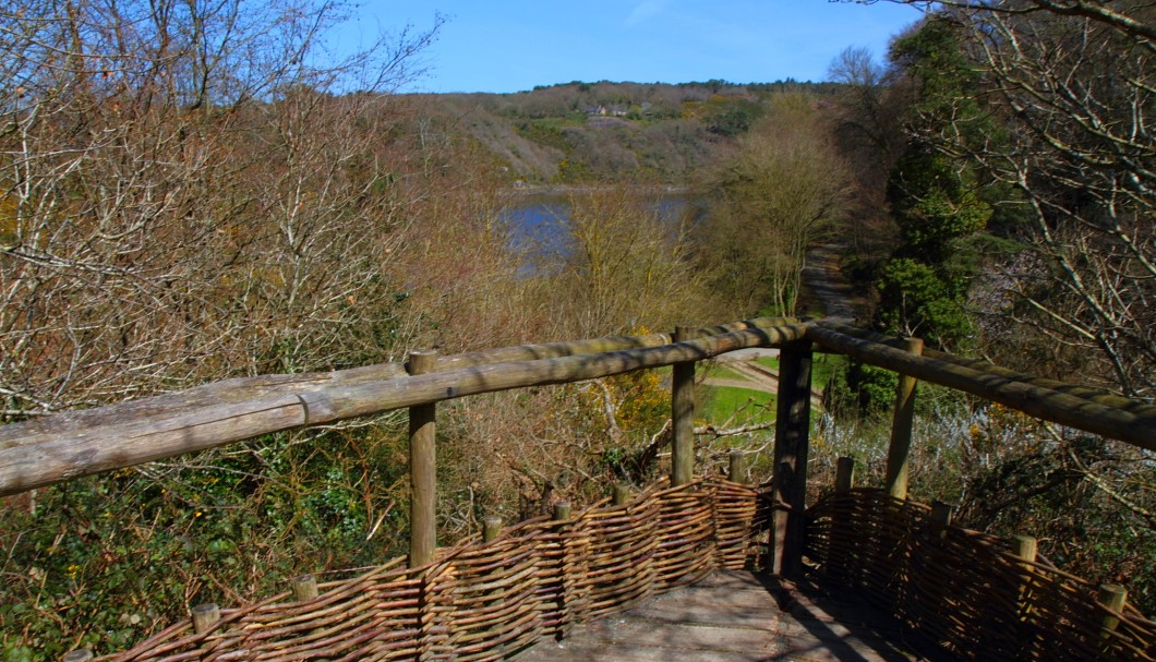 Bretagne Garten/Park Château de la Roche Jagu - Aussichtspunkt