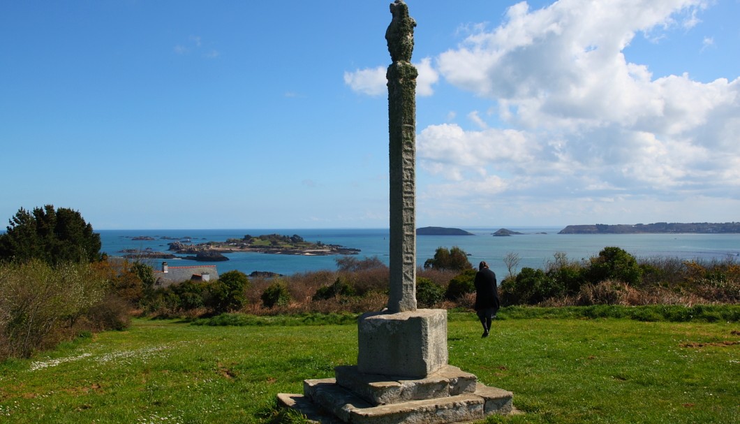 Bretagne Nordküste: Am Witwenkreuz