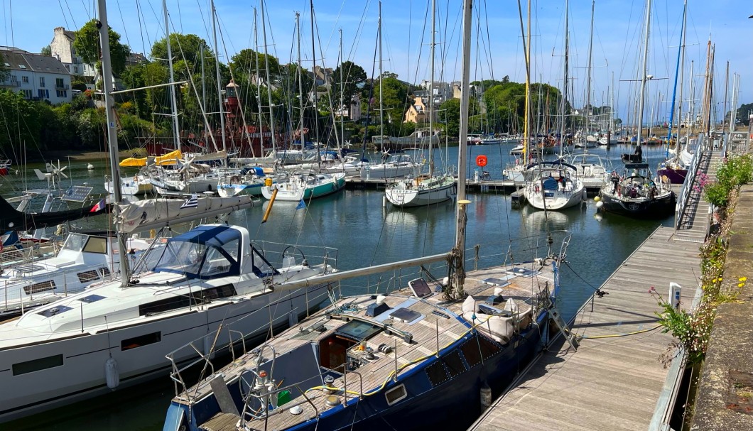 Douarnenez im Bretagne-Uraub am Meer