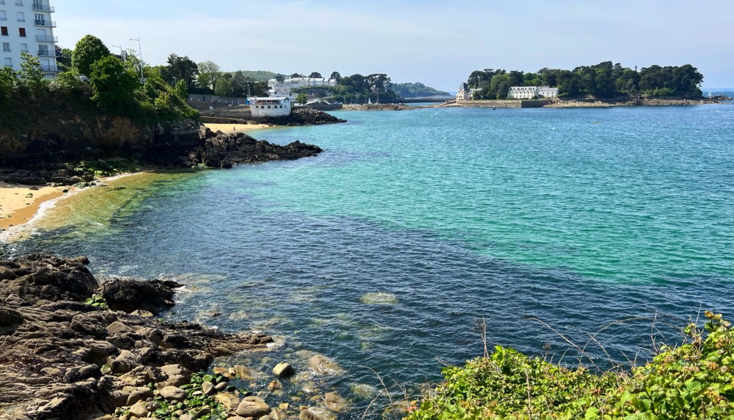 Douarnenez im Bretagne-Uraub am Meer