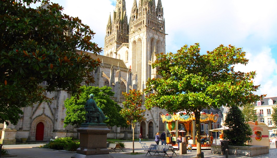 Quimper Place-St-Corentin Kathedrale