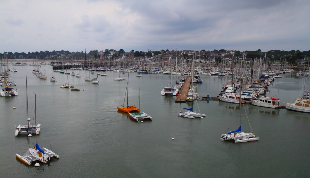 Bretagne Wassersport La Trinité-sur-Mer - Hafenpanorama