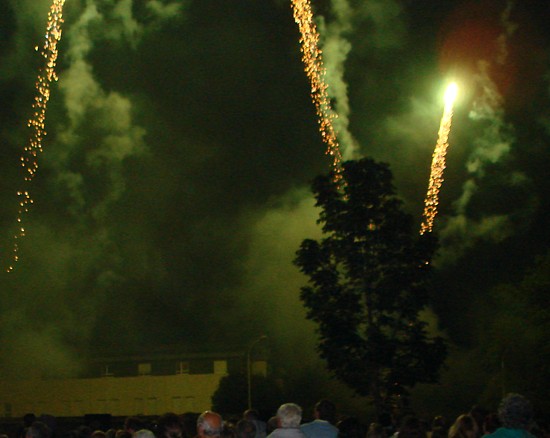 Bretagne-Urlaub-Veranstaltungen: Feuerwerk in Lannion.